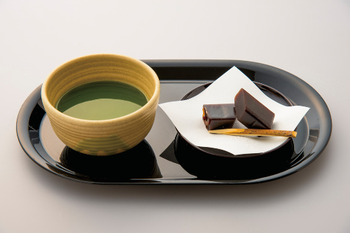 hanh-khach-xieu-long-vi-dich-vu-hang-khong-nhat-ban-7